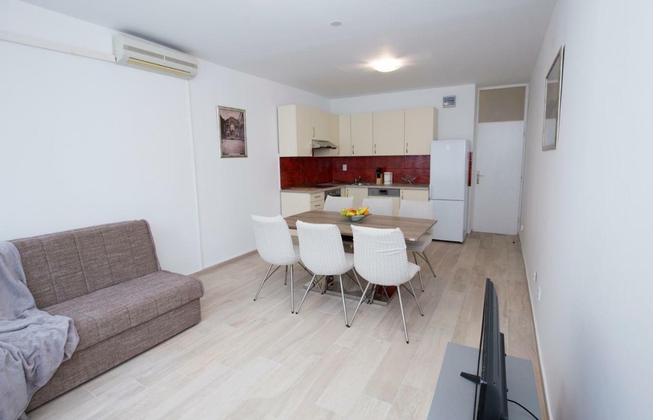 Apartments Put Plokita Smilja Split Dış mekan fotoğraf
